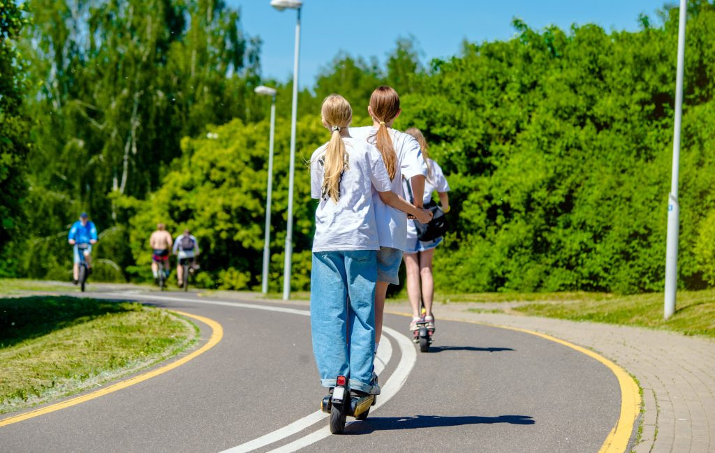 NTF varnar för elsparkcyklar i grupp